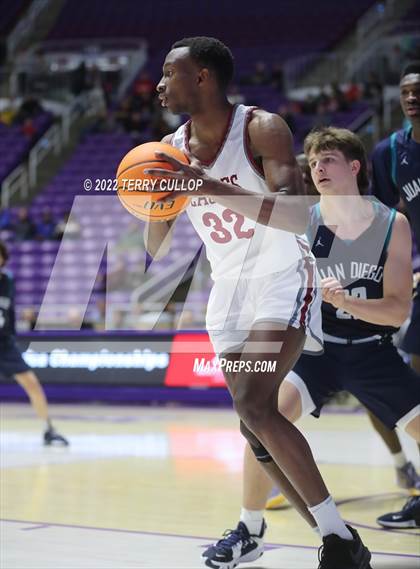 Thumbnail 1 in  Juan Diego Catholic vs. Layton Christian Academy (UHSAA 3A Semifinal) photogallery.