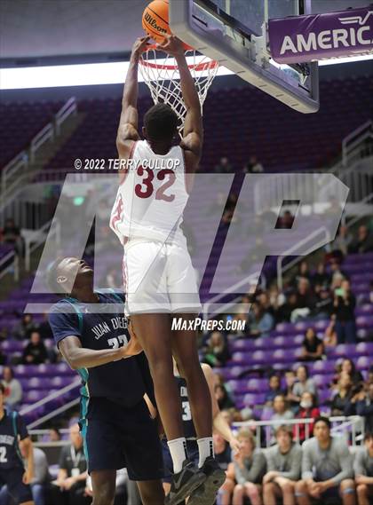 Thumbnail 2 in  Juan Diego Catholic vs. Layton Christian Academy (UHSAA 3A Semifinal) photogallery.