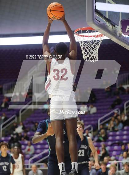 Thumbnail 1 in  Juan Diego Catholic vs. Layton Christian Academy (UHSAA 3A Semifinal) photogallery.