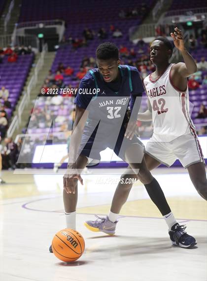 Thumbnail 2 in  Juan Diego Catholic vs. Layton Christian Academy (UHSAA 3A Semifinal) photogallery.