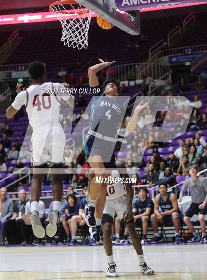 Thumbnail 1 in  Juan Diego Catholic vs. Layton Christian Academy (UHSAA 3A Semifinal) photogallery.