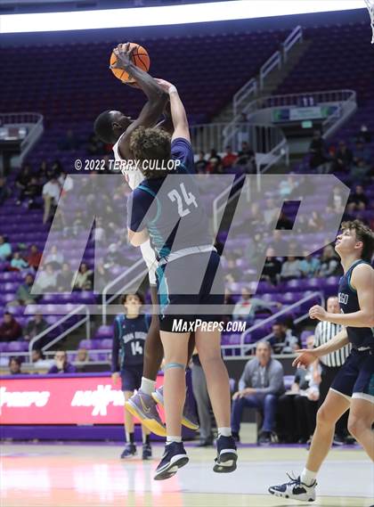 Thumbnail 2 in  Juan Diego Catholic vs. Layton Christian Academy (UHSAA 3A Semifinal) photogallery.
