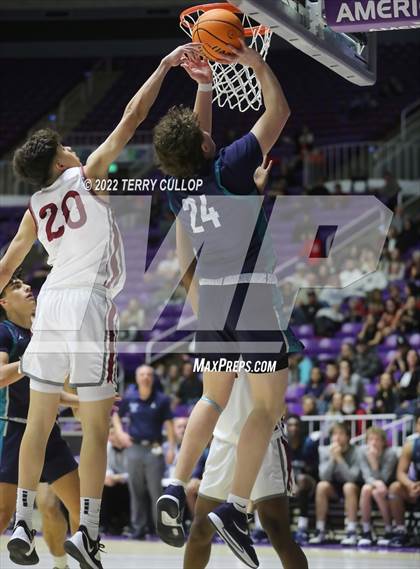 Thumbnail 2 in  Juan Diego Catholic vs. Layton Christian Academy (UHSAA 3A Semifinal) photogallery.