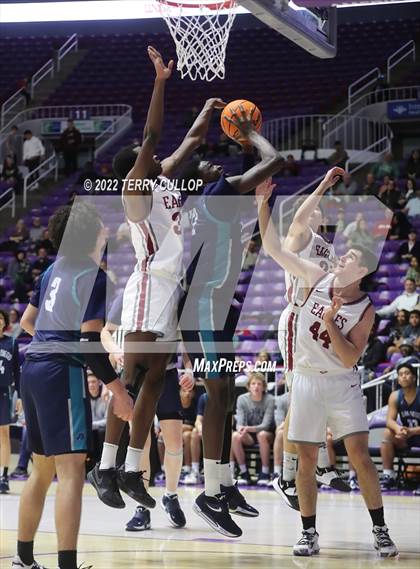 Thumbnail 2 in  Juan Diego Catholic vs. Layton Christian Academy (UHSAA 3A Semifinal) photogallery.