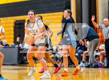 Thumbnail 3 in Plainfield South vs. Metea Valley photogallery.