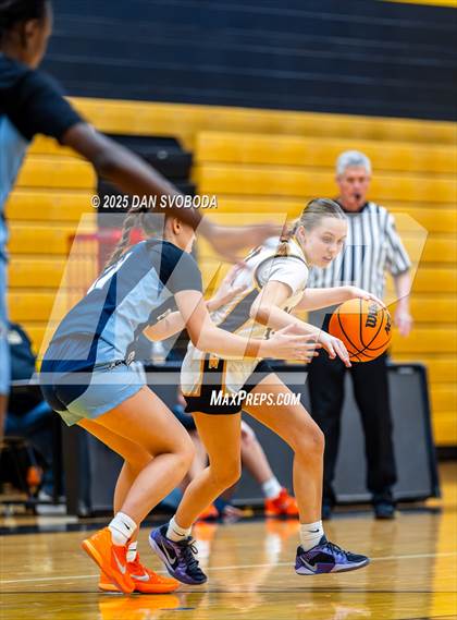 Thumbnail 2 in Plainfield South vs. Metea Valley photogallery.