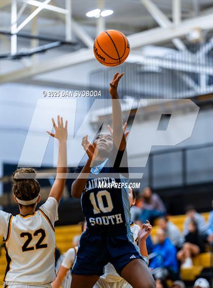 Thumbnail 3 in Plainfield South vs. Metea Valley photogallery.