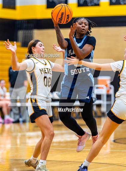 Thumbnail 3 in Plainfield South vs. Metea Valley photogallery.