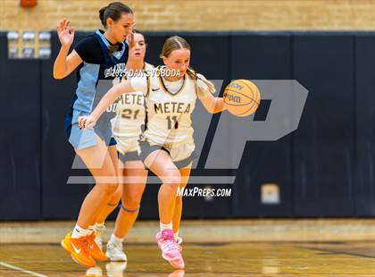 Thumbnail 2 in Plainfield South vs. Metea Valley photogallery.