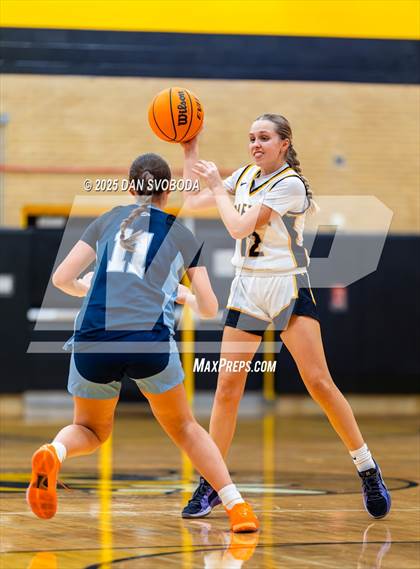 Thumbnail 3 in Plainfield South vs. Metea Valley photogallery.
