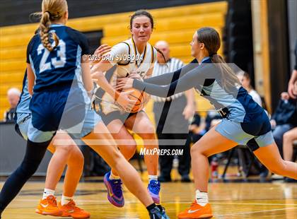 Thumbnail 3 in Plainfield South vs. Metea Valley photogallery.