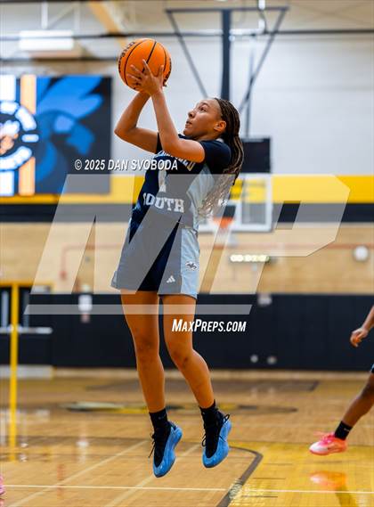 Thumbnail 1 in Plainfield South vs. Metea Valley photogallery.