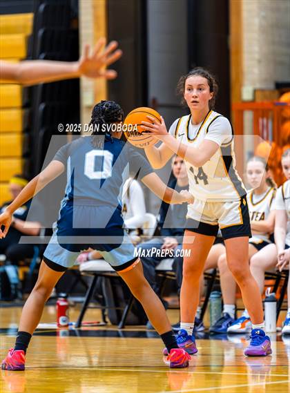 Thumbnail 2 in Plainfield South vs. Metea Valley photogallery.