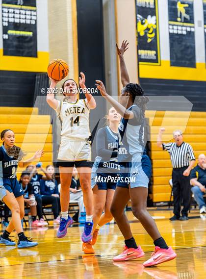 Thumbnail 1 in Plainfield South vs. Metea Valley photogallery.