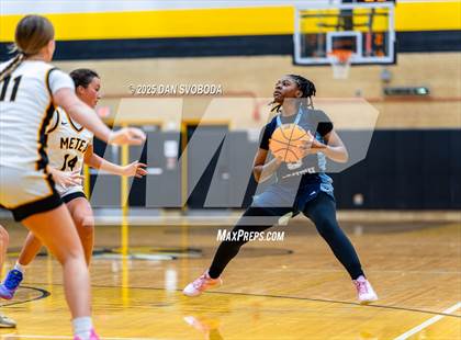 Thumbnail 2 in Plainfield South vs. Metea Valley photogallery.