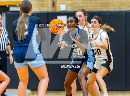 Thumbnail 3 in Plainfield South vs. Metea Valley photogallery.