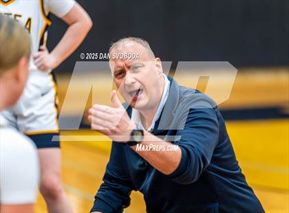 Thumbnail 2 in Plainfield South vs. Metea Valley photogallery.