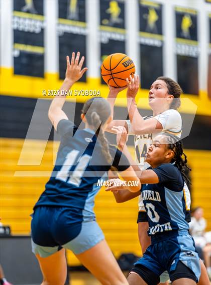 Thumbnail 1 in Plainfield South vs. Metea Valley photogallery.