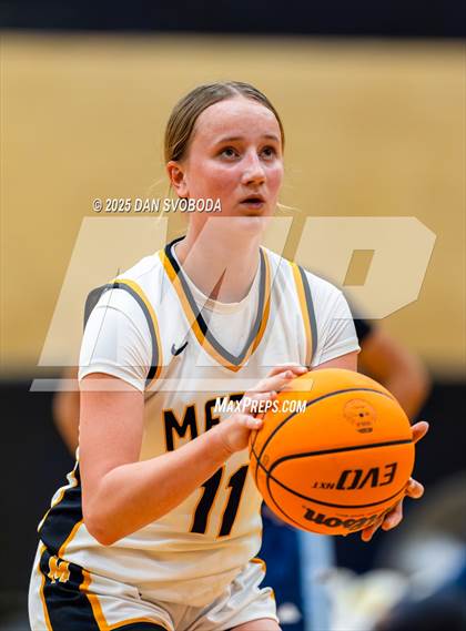 Thumbnail 2 in Plainfield South vs. Metea Valley photogallery.