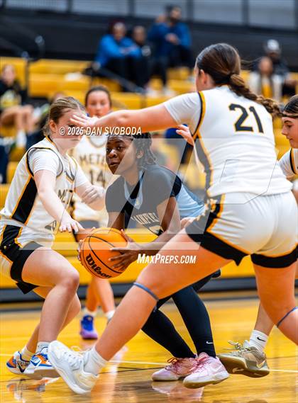 Thumbnail 2 in Plainfield South vs. Metea Valley photogallery.