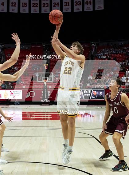 Thumbnail 2 in Lone Peak vs. Davis (UHSAA 6A Semifinal) photogallery.