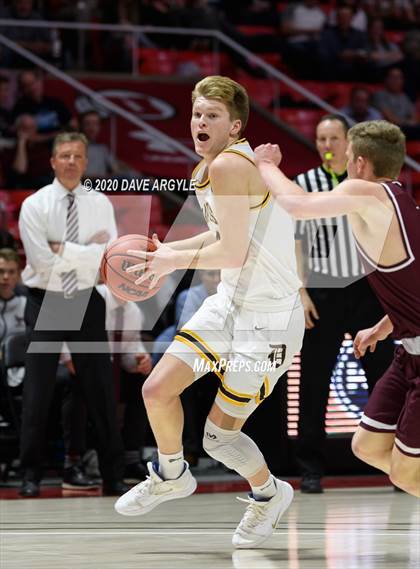 Thumbnail 1 in Lone Peak vs. Davis (UHSAA 6A Semifinal) photogallery.