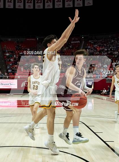 Thumbnail 1 in Lone Peak vs. Davis (UHSAA 6A Semifinal) photogallery.