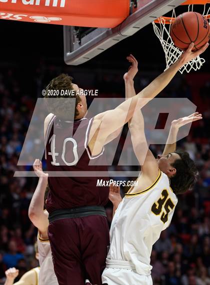 Thumbnail 1 in Lone Peak vs. Davis (UHSAA 6A Semifinal) photogallery.