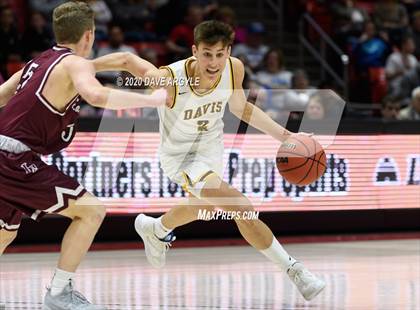 Thumbnail 2 in Lone Peak vs. Davis (UHSAA 6A Semifinal) photogallery.