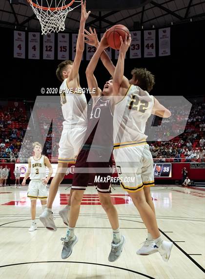 Thumbnail 2 in Lone Peak vs. Davis (UHSAA 6A Semifinal) photogallery.