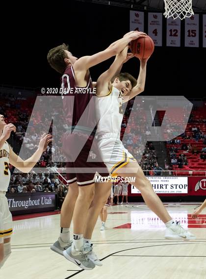 Thumbnail 3 in Lone Peak vs. Davis (UHSAA 6A Semifinal) photogallery.