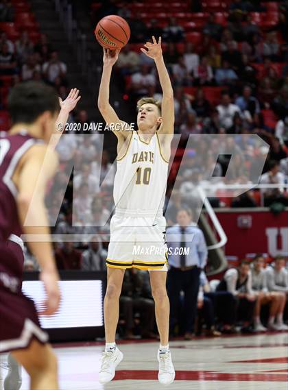 Thumbnail 3 in Lone Peak vs. Davis (UHSAA 6A Semifinal) photogallery.