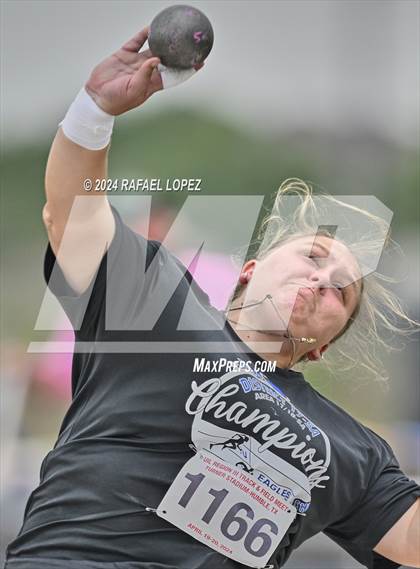 Thumbnail 3 in UIL Track & Field 5A Region 3 Regional Final (Shot Put) photogallery.