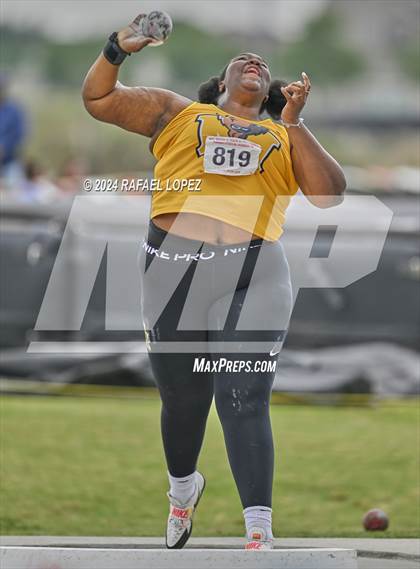 Thumbnail 1 in UIL Track & Field 5A Region 3 Regional Final (Shot Put) photogallery.