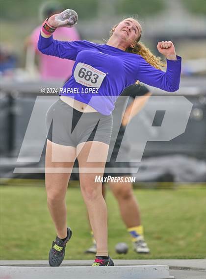 Thumbnail 3 in UIL Track & Field 5A Region 3 Regional Final (Shot Put) photogallery.