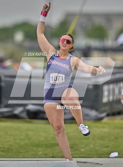 Thumbnail 2 in UIL Track & Field 5A Region 3 Regional Final (Shot Put) photogallery.