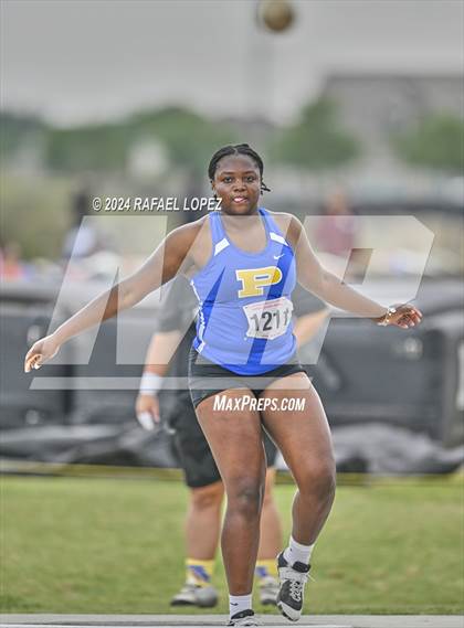 Thumbnail 2 in UIL Track & Field 5A Region 3 Regional Final (Shot Put) photogallery.