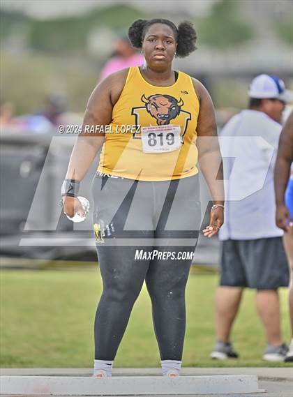 Thumbnail 2 in UIL Track & Field 5A Region 3 Regional Final (Shot Put) photogallery.