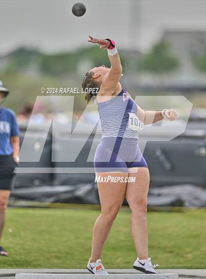 Thumbnail 3 in UIL Track & Field 5A Region 3 Regional Final (Shot Put) photogallery.