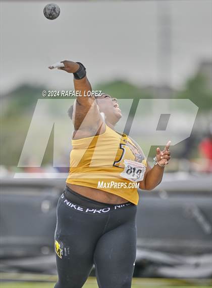 Thumbnail 2 in UIL Track & Field 5A Region 3 Regional Final (Shot Put) photogallery.