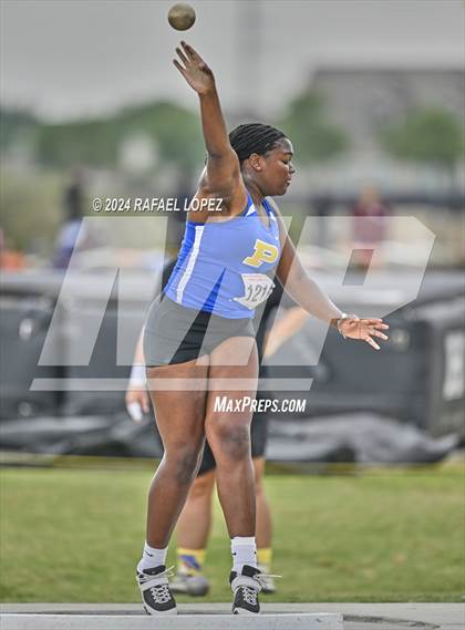 Thumbnail 3 in UIL Track & Field 5A Region 3 Regional Final (Shot Put) photogallery.