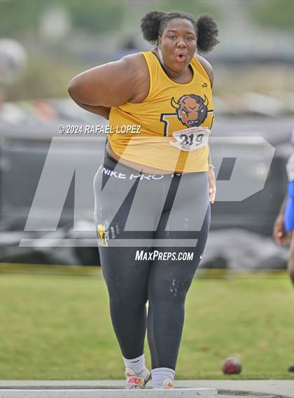 Thumbnail 1 in UIL Track & Field 5A Region 3 Regional Final (Shot Put) photogallery.