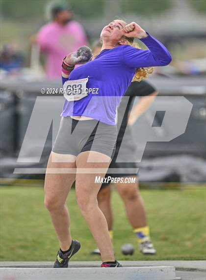 Thumbnail 2 in UIL Track & Field 5A Region 3 Regional Final (Shot Put) photogallery.