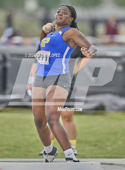 Thumbnail 1 in UIL Track & Field 5A Region 3 Regional Final (Shot Put) photogallery.