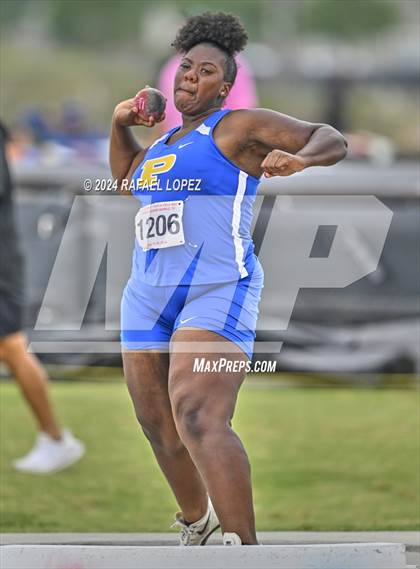 Thumbnail 2 in UIL Track & Field 5A Region 3 Regional Final (Shot Put) photogallery.