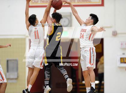 Thumbnail 1 in Los Amigos vs. Rubidoux (Estancia Coast Classic) photogallery.