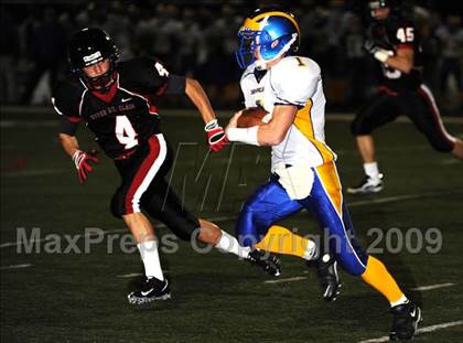 Thumbnail 3 in Canon-McMillan @ Upper St. Clair (5 Days 2 Friday) photogallery.