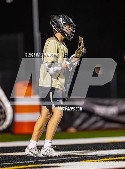 Thumbnail 2 in White Knoll vs Socastee (SCHSL 5A Div 2 Round 1) photogallery.
