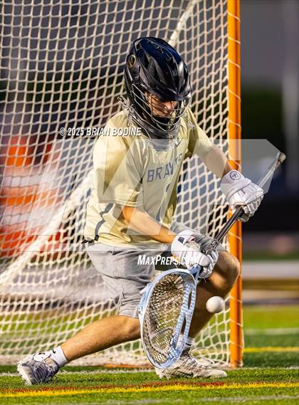 Thumbnail 3 in White Knoll vs Socastee (SCHSL 5A Div 2 Round 1) photogallery.