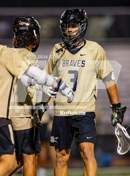Thumbnail 3 in White Knoll vs Socastee (SCHSL 5A Div 2 Round 1) photogallery.